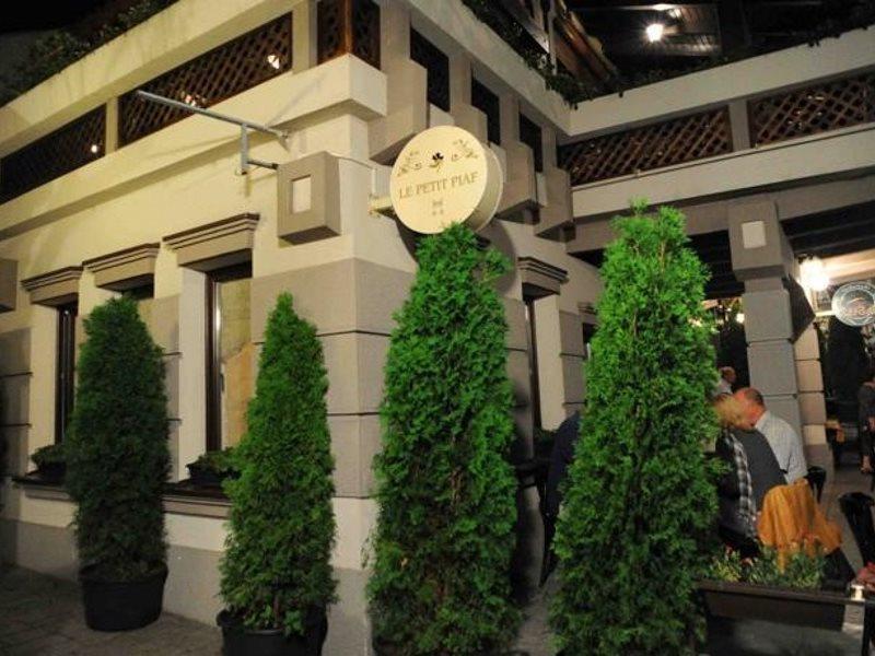 Garni Hotel Le Petit Piaf Belgrad Exterior foto